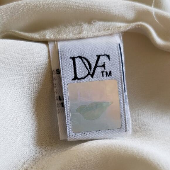 DVF Diane Von Furstenberg SILK Cream Career Blouse Shirt Top Small Lined - Picture 3 of 8